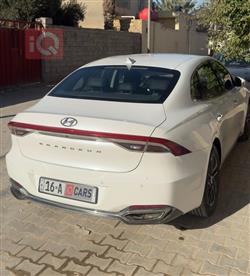 هيونداي أزيرا